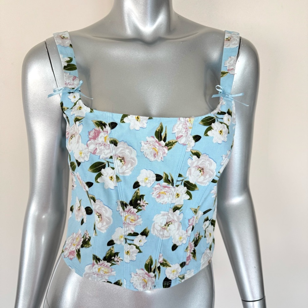 NWT!!! Victoria’s Secret women corset top size M